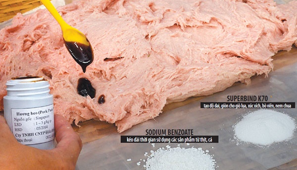 Nem, gio ngon nho thit thiu uop hang chuc loai hoa chat hinh anh