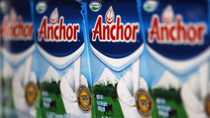 Them be boi sua New Zealand nhiem nitrate hinh anh