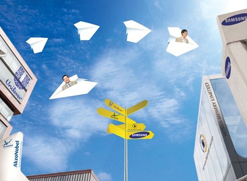 Bo viec cu, nhieu sep lon ngoi ghe trai nganh hinh anh