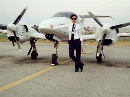 Nhung bong hong xinh dep lai may bay o Viet Nam hinh anh