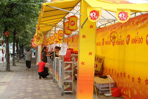 Thi truong banh trung thu: giam gia soc ngay khi mo ban hinh anh