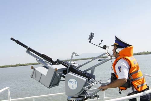 Vu khi, tau moi hien dai cua Canh sat bien Viet Nam hinh anh