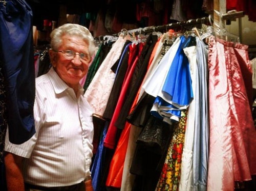 Bo suu tap 55.000 chiec vay cua cu ong si tinh hinh anh