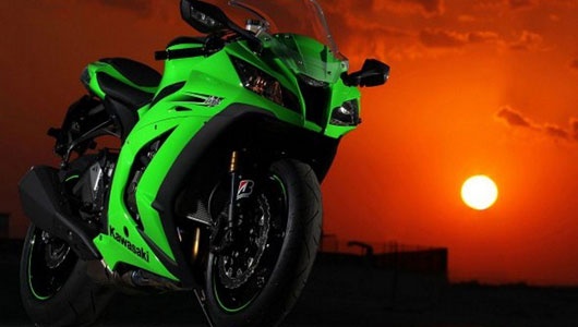 Kawasaki sap tung ra superbike moi hinh anh