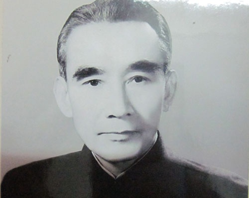 Ly lich Giam doc Ngan kho Trung uong dau tien cua Viet Nam hinh anh