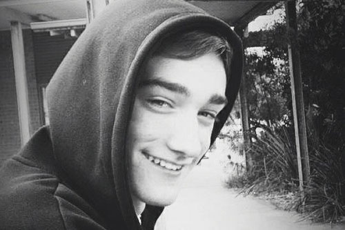 Tiet lo gay soc ve nguoi phat tan anh iPhone 5S hinh anh