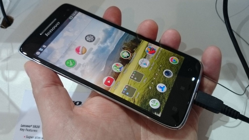 Xuat hien smartphone 5 inch man hinh sieu net hinh anh