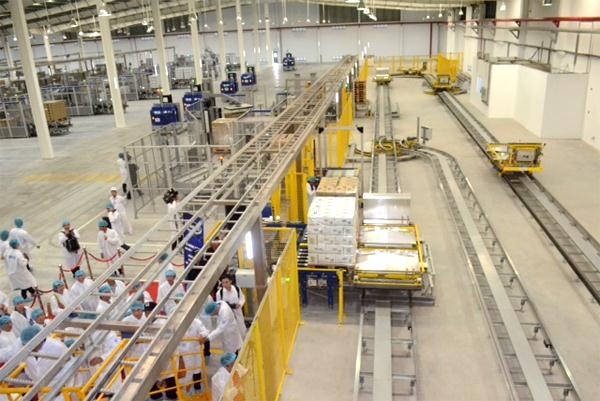 Can canh sieu nha may san xuat sua nuoc cua Vinamilk hinh anh