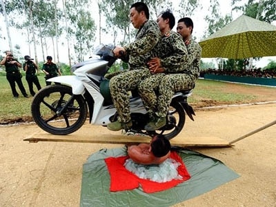 'Tuyet dinh cong phu' dac cong Viet Nam qua bao nuoc ngoai hinh anh