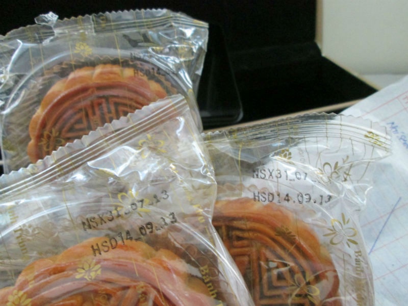 Banh trung thu tien trieu het han van ban cho nguoi dung hinh anh