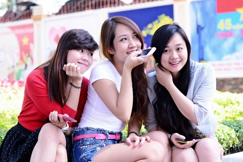 Hanh trinh lot xac cua tin nhan thoai hinh anh