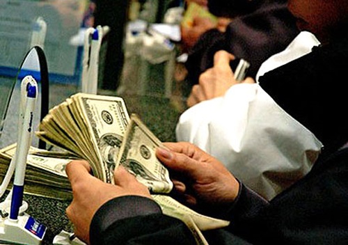 Luong 'cung' sep ngan hang 100-200 trieu/thang hinh anh