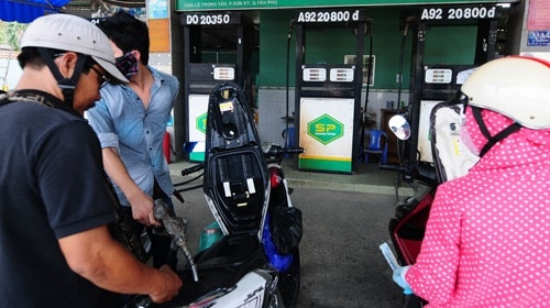 'Khai tu' xang A83 tu ngay 1/1/2014 hinh anh