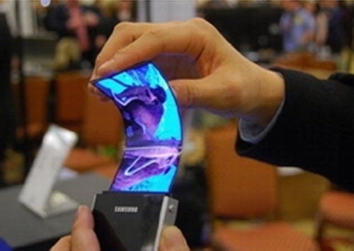 Sap ra mat Galaxy Note 3 phien ban man hinh deo hinh anh