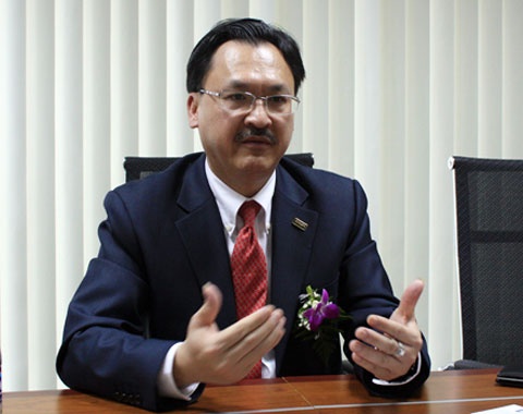 Ong chu Tricon Towers lam gi truoc khi 'om tien bo tron' hinh anh