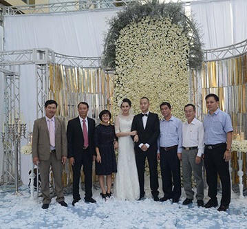 Hau dam cuoi 3 ty, bo chong Ngoc Thach thu ve hon 11 ty hinh anh