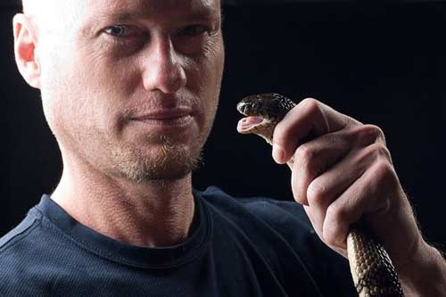 Cho ran doc hang nhat can 100 lan hinh anh