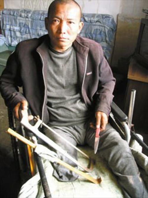 Nong dan tu cat chan bang dao got hoa qua hinh anh