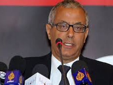 Ke bat coc Thu tuong Libya tiet lo ly do tren Facebook hinh anh