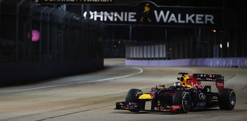Che tao mot chiec Infiniti Red Bull F1 nhu the nao hinh anh
