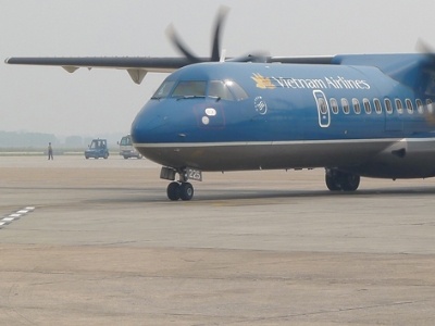 May bay roi lop ha canh an toan la dieu ki dieu hinh anh