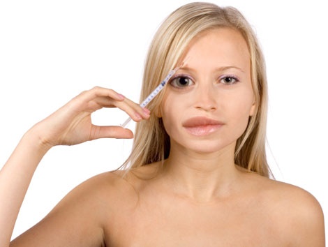 Bac si bi to giet vo sau phau thuat tham my hinh anh