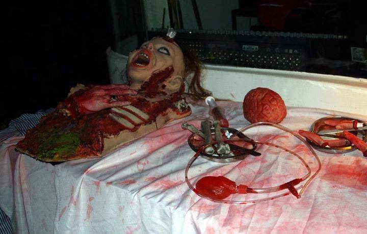 Chi chuc trieu trang tri phong rung ron cho ngay Halloween hinh anh