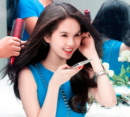 Ngoc Trinh se xuat hien trong 'Sat thu dau mung mu' phan 2? hinh anh