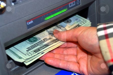 Chua cho the vao cay ATM da tu nha tien hinh anh