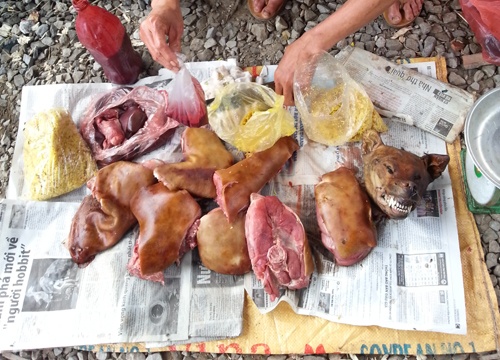 Thit sieu re tran ngap nhieu cho o Ha Noi hinh anh