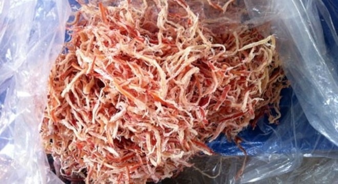 Muc kho tai Sai Gon khong lam tu nhua va cao su hinh anh