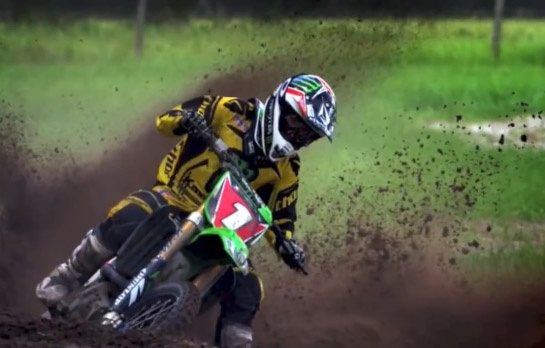 Video hay nhat nam ve dua mo to dia hinh hinh anh