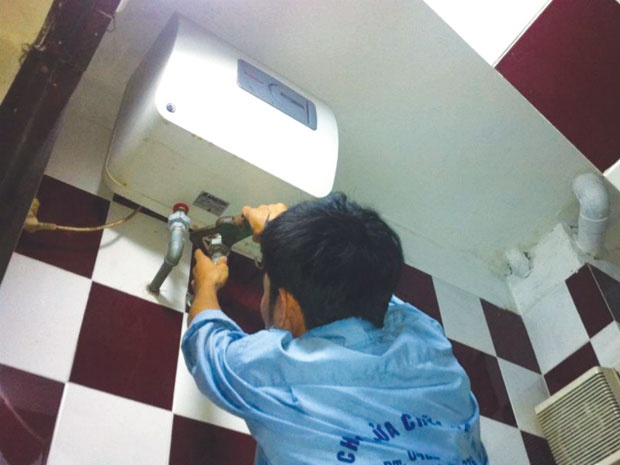 Dien giat, bong nang vi binh nong lanh hinh anh