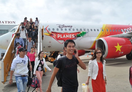 E ve may bay tet hinh anh