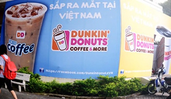Gia ca phe Dunkin’ Donuts tai Viet Nam bang 70% Starbucks hinh anh
