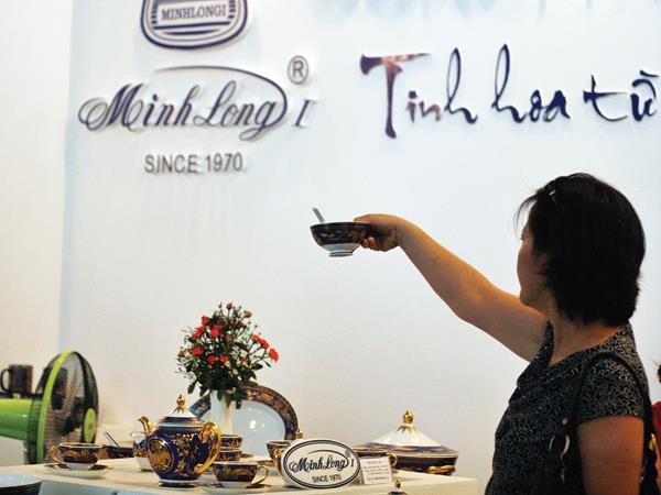 Doanh nghiep ngan ty dap cu xay moi hinh anh