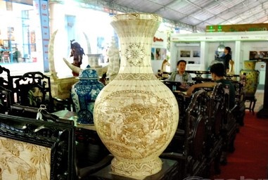 Hai do co mang 'cung dien' su dat vang chao khach hinh anh