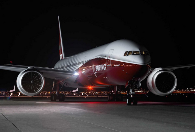 Boeing trung hop dong mua may bay ‘khung’ gia 25,2 ty USD hinh anh