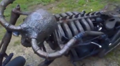 Ngam xe may do kieu 'quai vat' doc dao hinh anh