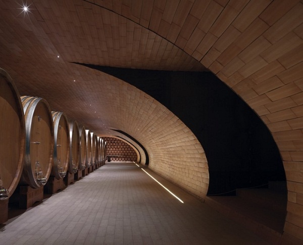 Ngam nha may ruou vang dep nhat Italy hinh anh