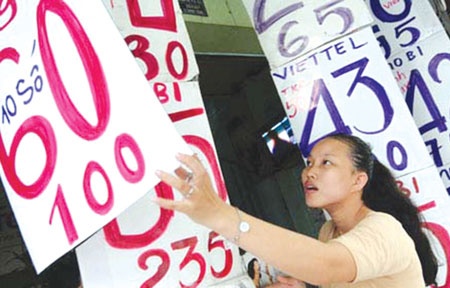 Dong 500.000 dong de duoc ban sim rac hinh anh