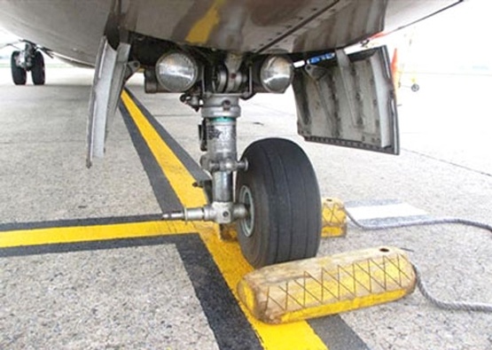 Ket luan ban dau vu roi lop may bay VNA hinh anh