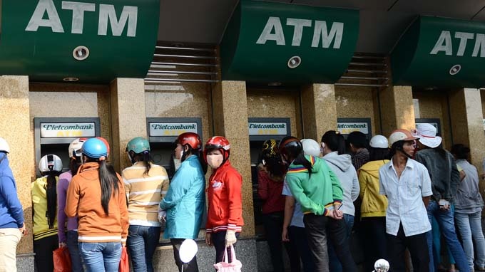 Chua tet, ATM da 'nghen' hinh anh