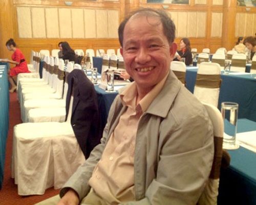 Ong chu o mai Hong Lam hoc nghe tu sach 'nu cong gia chanh' hinh anh