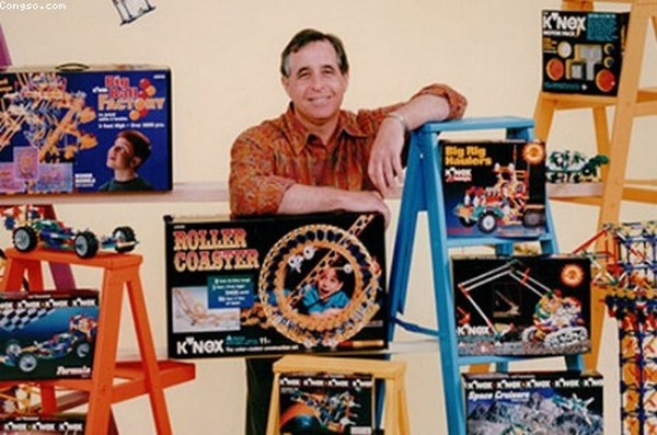 Khoi nghiep o tuoi 50 hinh anh