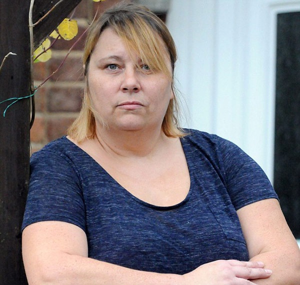 Bac si quen gang tay trong bung benh nhan hinh anh