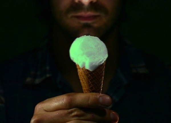 Phat minh ky di: Kem phat sang, cuu doi mau hinh anh