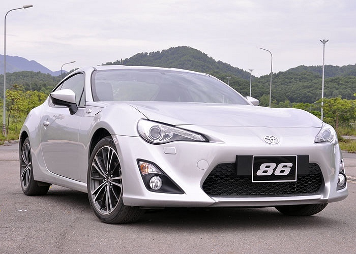 Nhung mau xe Viet ‘luc nao cung e’ nam 2013 hinh anh