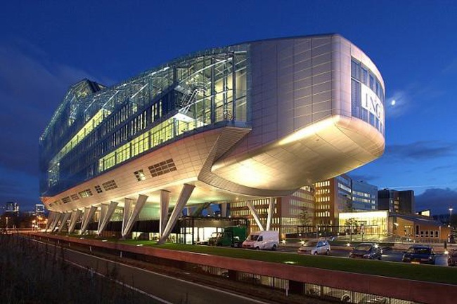 Nhung thiet ke tru so ngan hang doc dao hinh anh