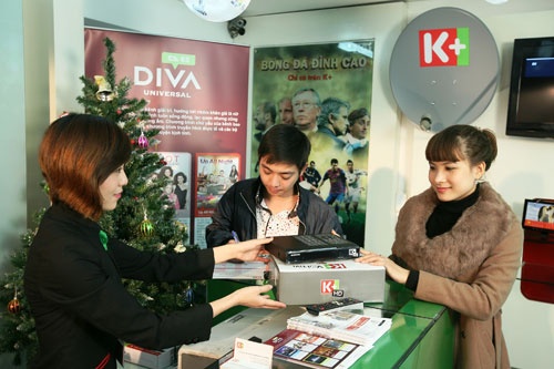 Dai truyen hinh khuyen mai bang xe SH, tivi LCD hinh anh